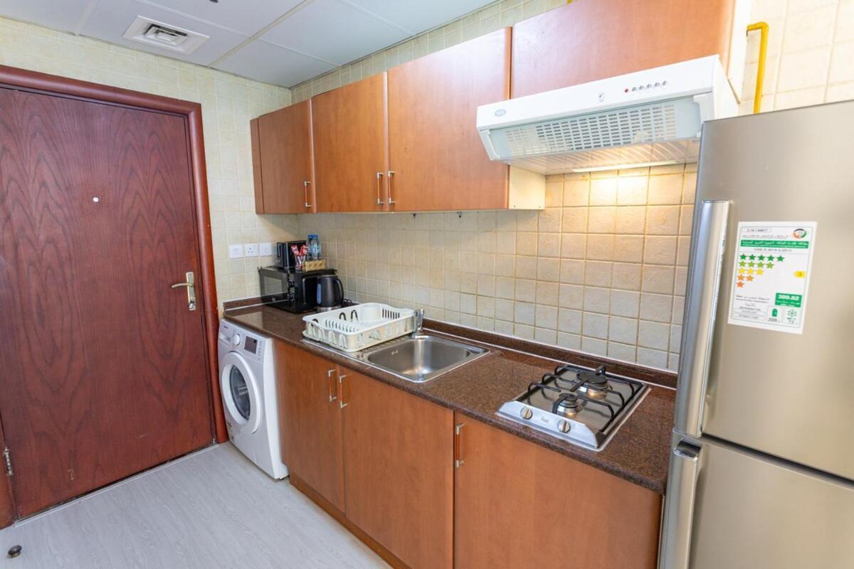 Upgraded L Stunning In Marina Sleeps 4 * Dubai